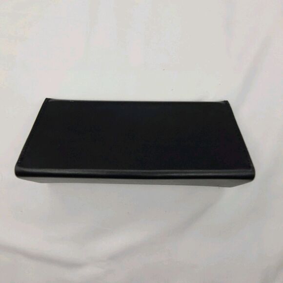 FENDI AUTHENTIC EYEGLASSES BLACK SMALL MAGNETIC CASE - Picture 4 of 7